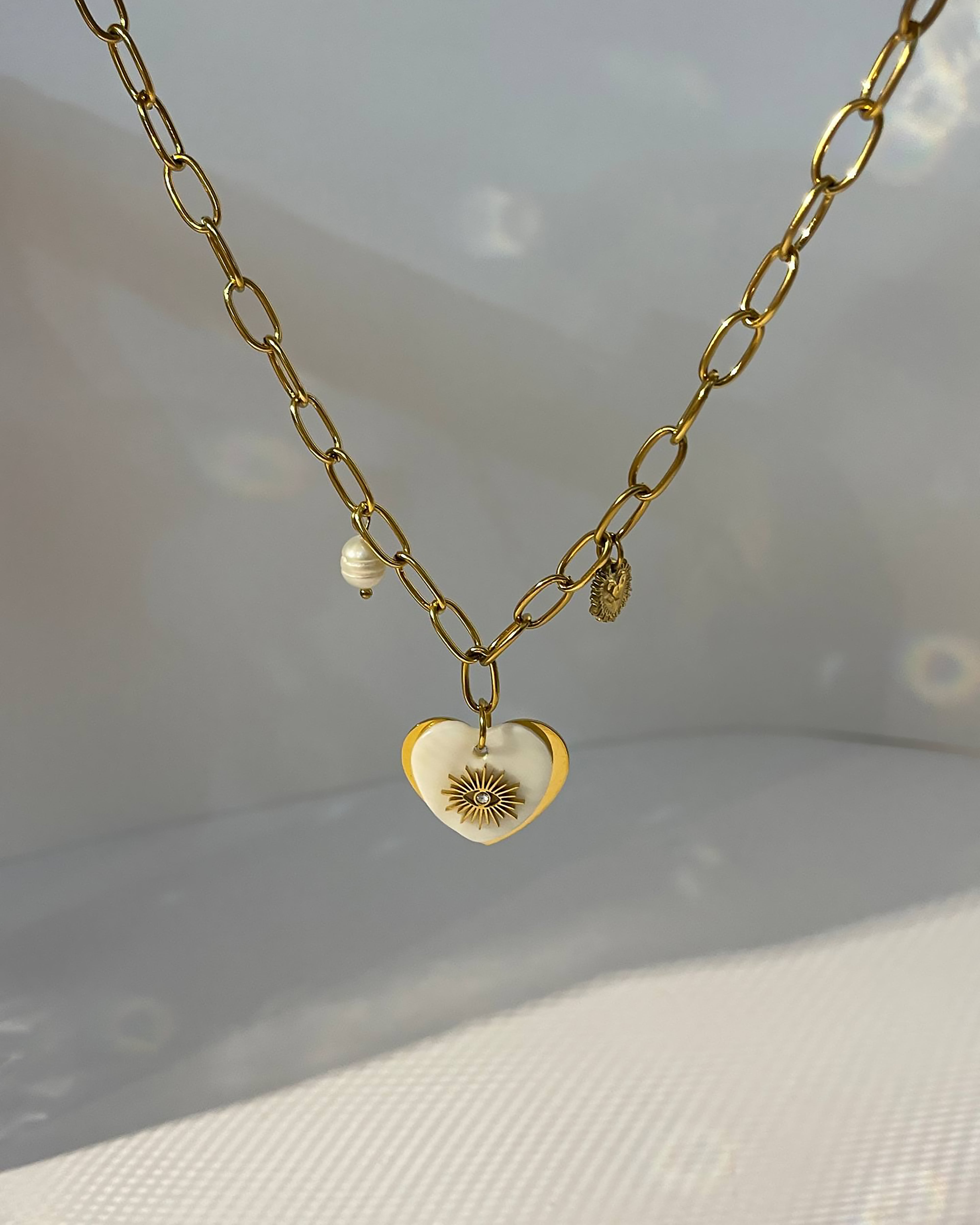 celcel SHINE NECKLACE【LIGHT】(GOLD) A Shine from Within Gold Plated Nacklace | Stainless Steel